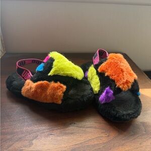 UGG Multicolor Fluffy Slides slippers